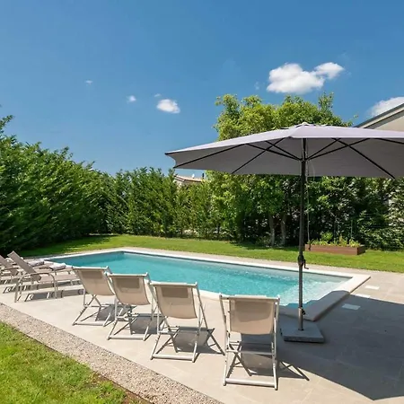 Tena Ferienhaus Sivati